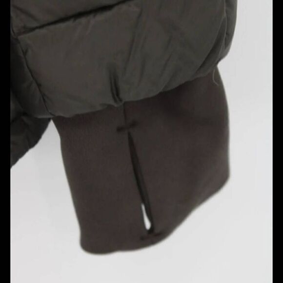 Athleta Banner Peak Down Jacket Fitted Lightweight Puffer Womens XS IN Black - Picture 10 of 11